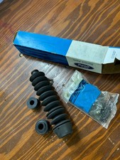 1965-1970 Ford Mustang Power Steering Boot And Insulator Kit - New Old Stock 1965-1970 Ford Mustang Power Steering Boot And Insulator Kit - New Old Stock
