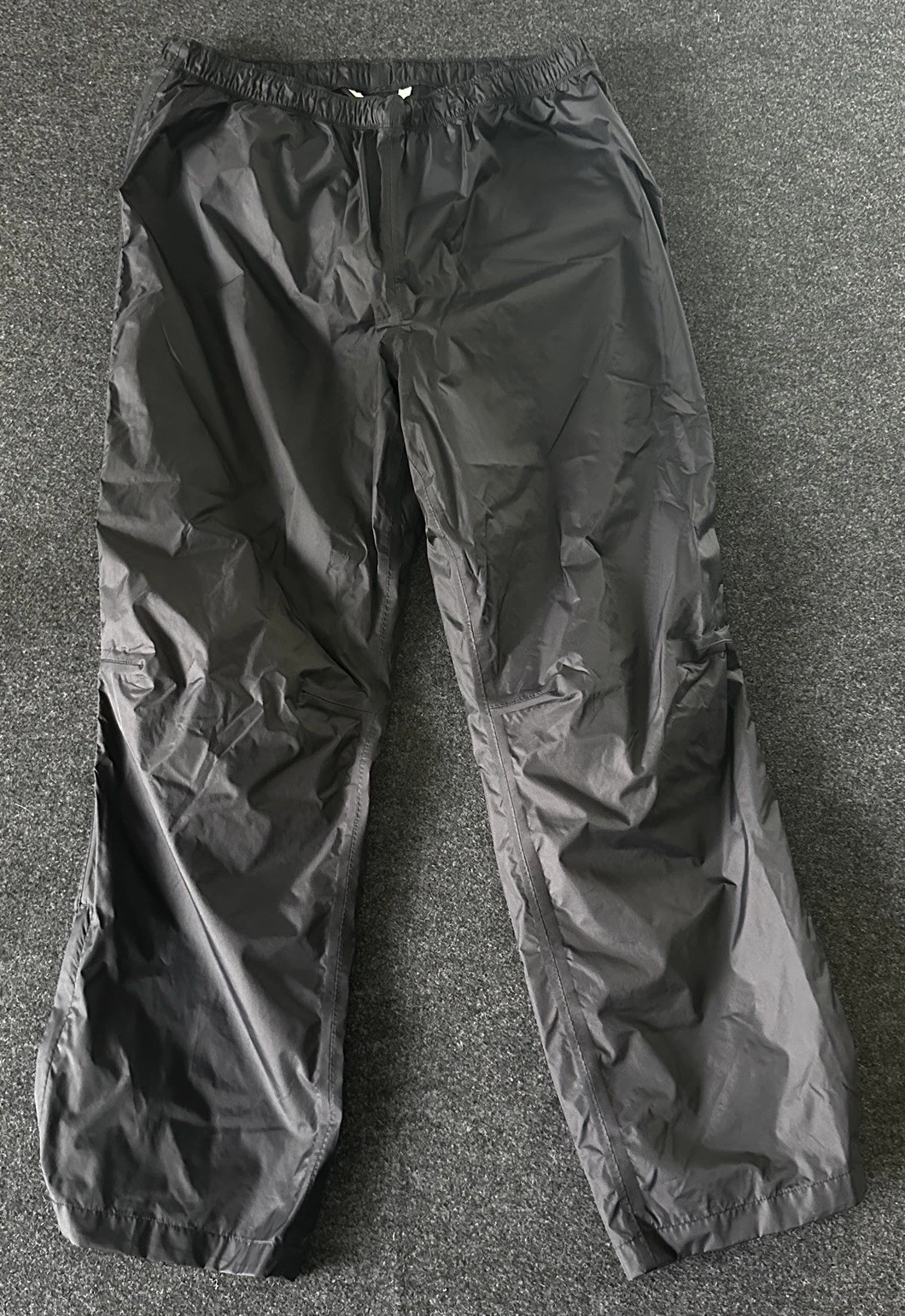 Ultimate Terrain Pant Mens L Black Nylon Windbreaker Cargo Straight Outdoor