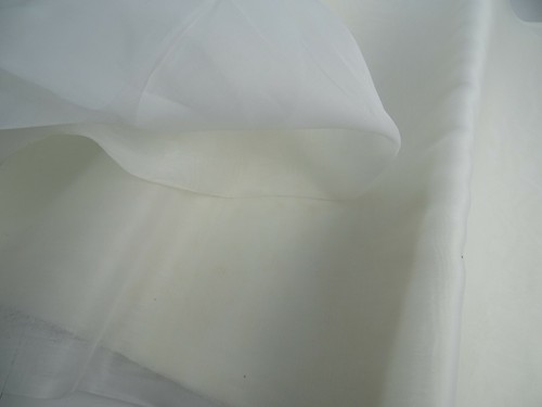 White tulle mesh undercoat nitrogen nylon fabric canvas fabric by the meter - Picture 4 of 4