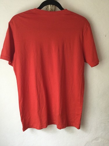 Palmer Cash T-Shirt Hug Me I'm Hairy Mustache Curly Hair Medium Mens Red New - Picture 4 of 5