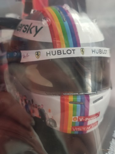 Caschi Piloti Ferrari n⁰ 77 Vettel su SF 1000 GP Turchia 2020 Nuovo Sigillato - Foto 7 di 16