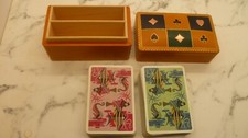 jeux de cartes de 52  de luxe -boite en bois imitation cuir - jouet- card game