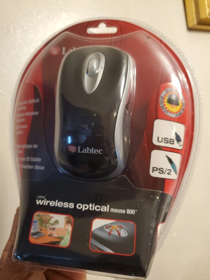 Labtec Wireless Optical mouse 800 4 Way 4 Button Scrolling USB PS2 Adapter  - Image 4 of 4