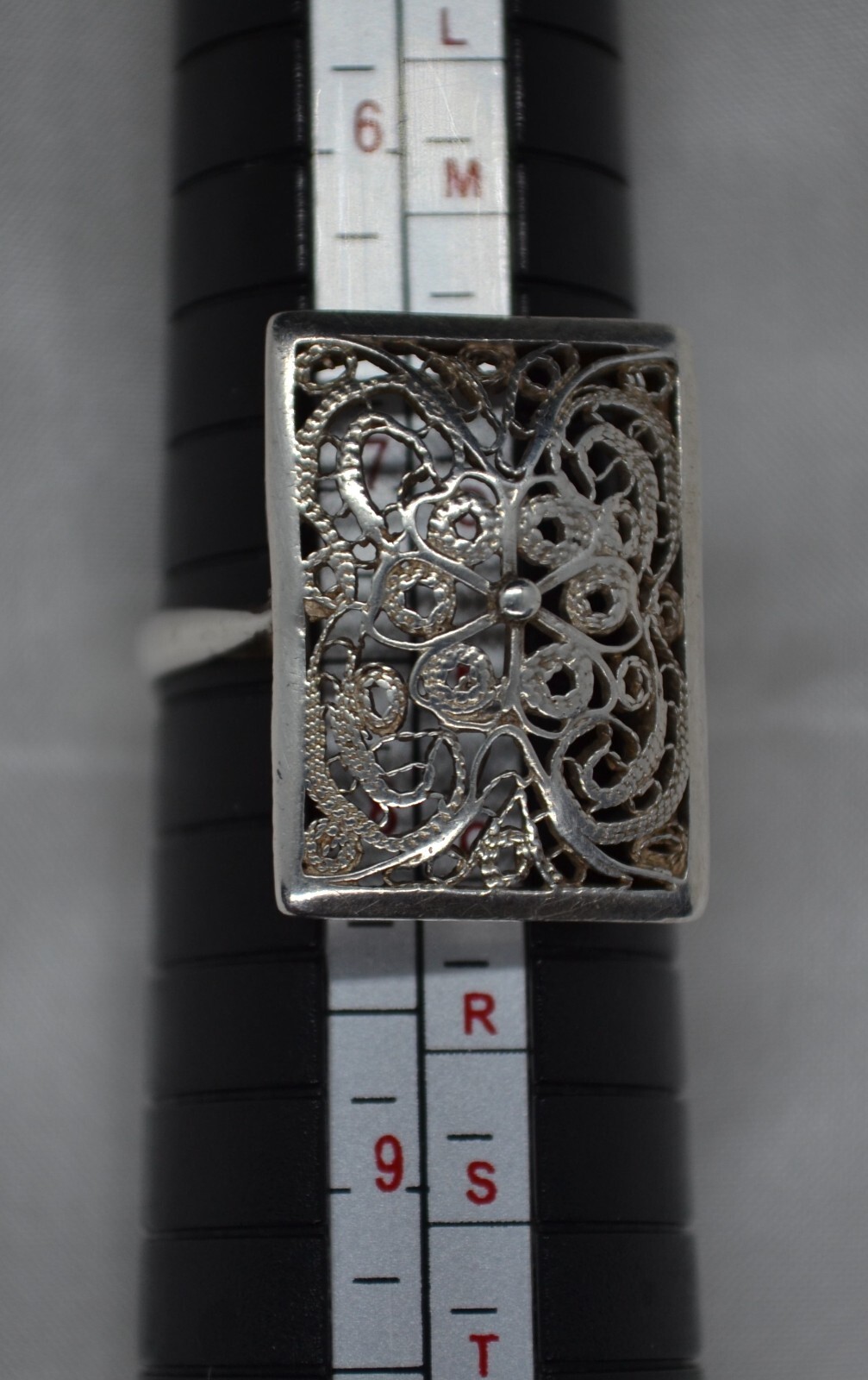 Vintage Rectangular Silver Ring Size 7.5 Floral/F… - image 4