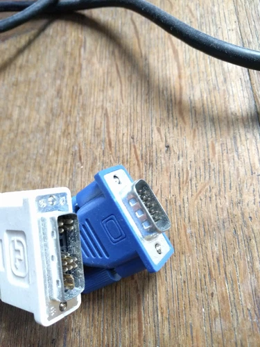 VGA DVI converteur d'une valeur de 25 euro