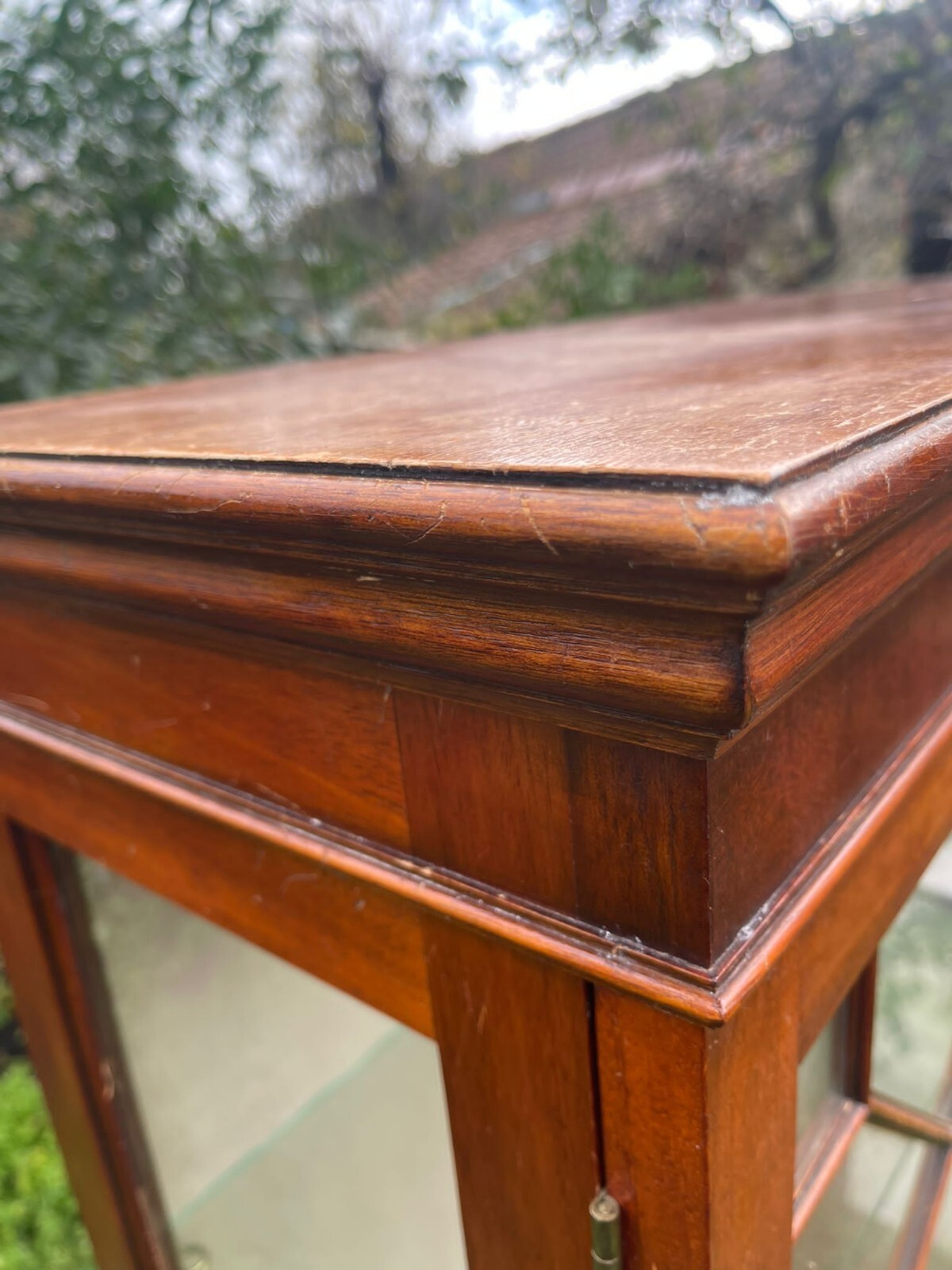 Antique Reproduction Mahogany Display China Keys Traditional