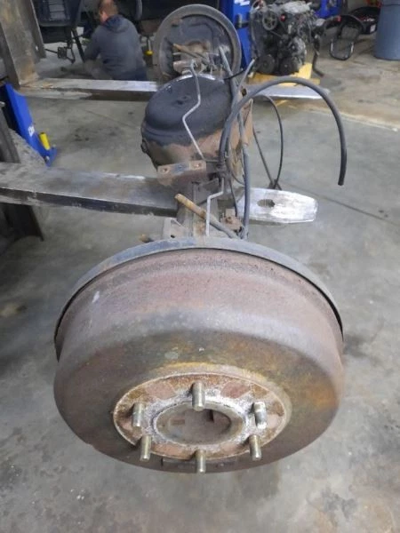 2000-2004 Nissan Xterra Rear Axle 6 Cylinder 4WD Locking 4.636 Ratio OEM — 第 2/4 张图片