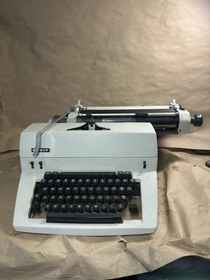 Facit 1730 Electric Typewriter Made in Sweden Tested Working Vintage Office