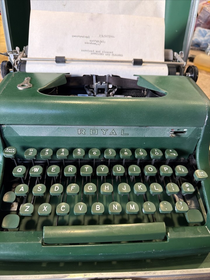 1954 Vintage Royal Companion Smooth Typewriter Cleaned And Serviced Army Green