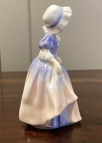 Vintage Royal Doulton. HN1678. “Dinky Do” 4.5” Tall. Indigo Pink - Picture 9 of 13