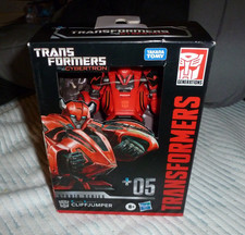 Transformers War For Cybertron Studio Series 05 Gamer Edition Cliffjumper