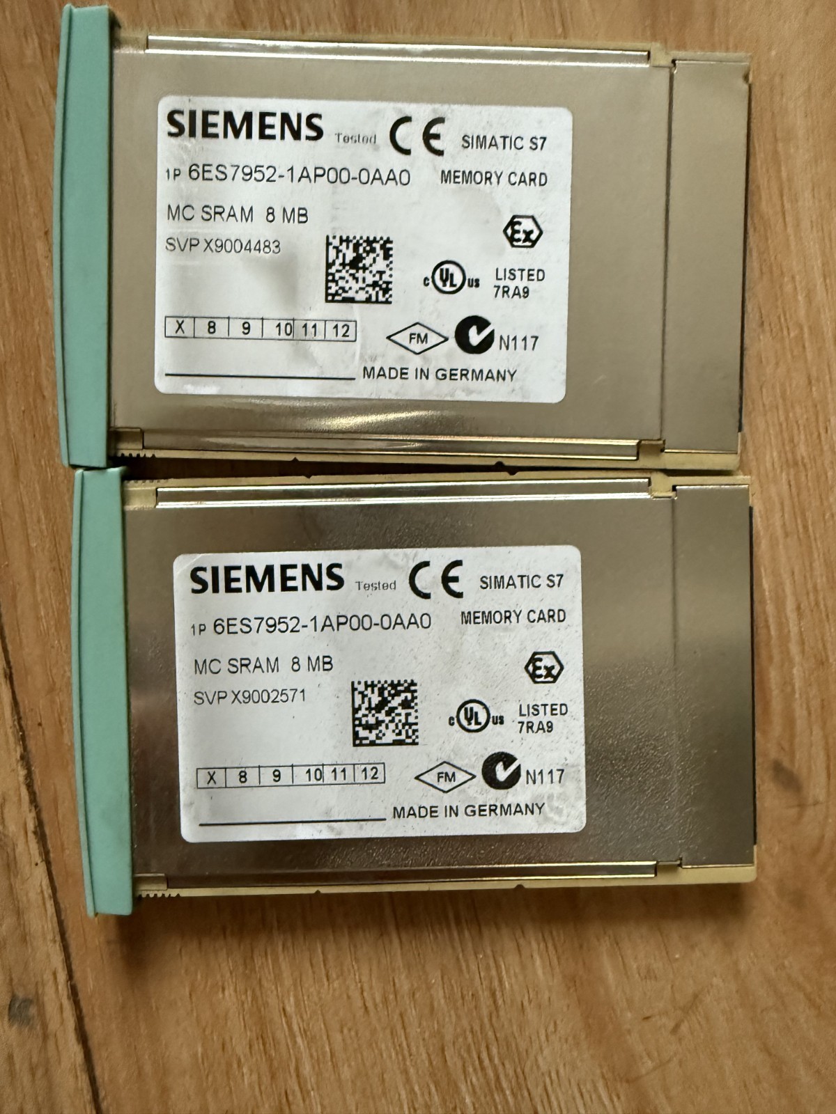 Siemens 6ES7 952-1AP00-0AA0 SIMATIC S7 MC952 RAM Memory Card 8MB for S7-400 PLC