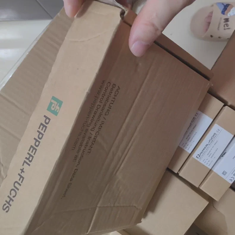 New NCN25-F35-A2-250-V1 For Pepperl+Fuchs Proximity Sensors Free Shipping - Image 3 of 4