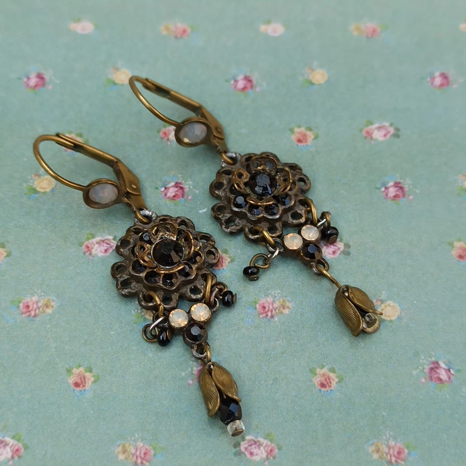 Pendientes Michal Negrin Negro Araña Flor Gótico Con Cristal Swarovski Foto 4 de 4