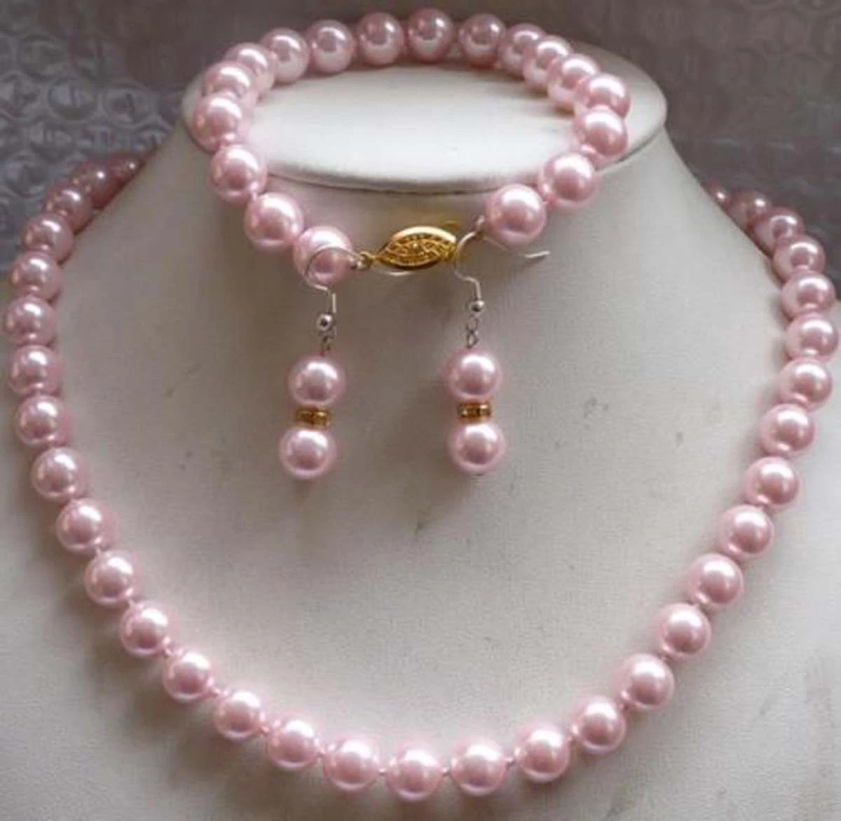 Pink pearl necklace and hotsell earrings