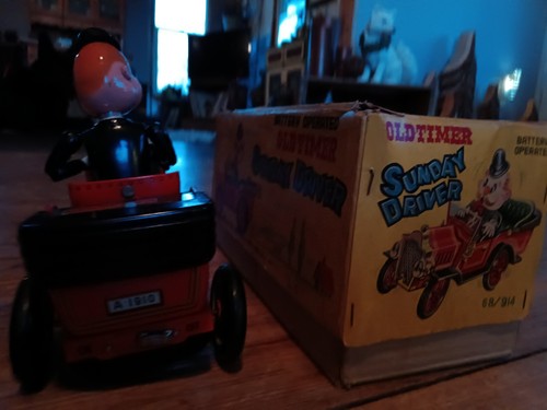 Oldtimer Sonntagsfahrer batteriebetriebenes Spielzeugauto - Bild 6 von 11