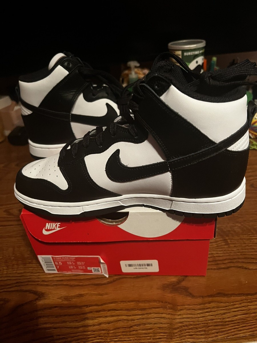 nike dunk high panda w