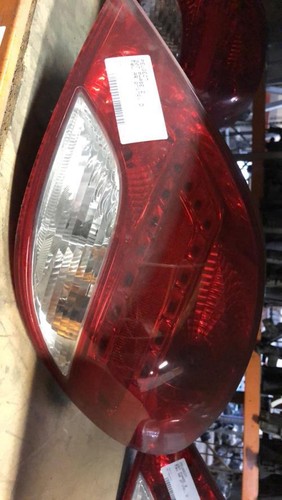 Feu Arrière Droit Pour Peugeot 207 - Pièce D'occasion Fonctionnelle, Avec Marques D'usure