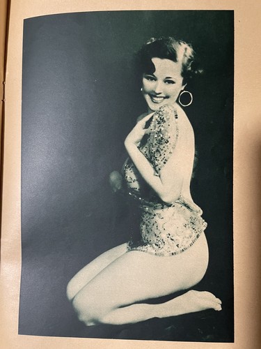 Vintage MODERN ART COLLECTION Nude Women Art 1930's Oct Edition - Picture 7 of 13