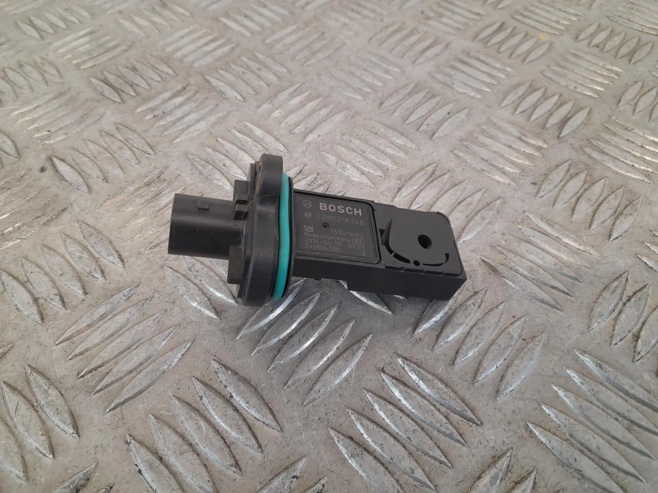 VAUXHALL CORSA E 2014-2019 Air Flow Meter 13301682 - Image 2 of 4