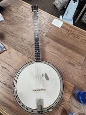 Vega Little Wonder USA vintage 4 string banjo w/ hard case. 1929