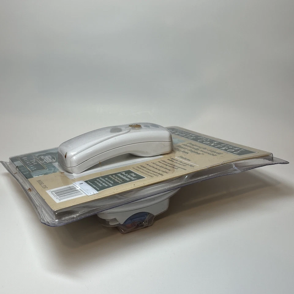 Hunter 27187 Original Ceiling Fan Light Remote Control (New, Sealed) - Image 3 of 3