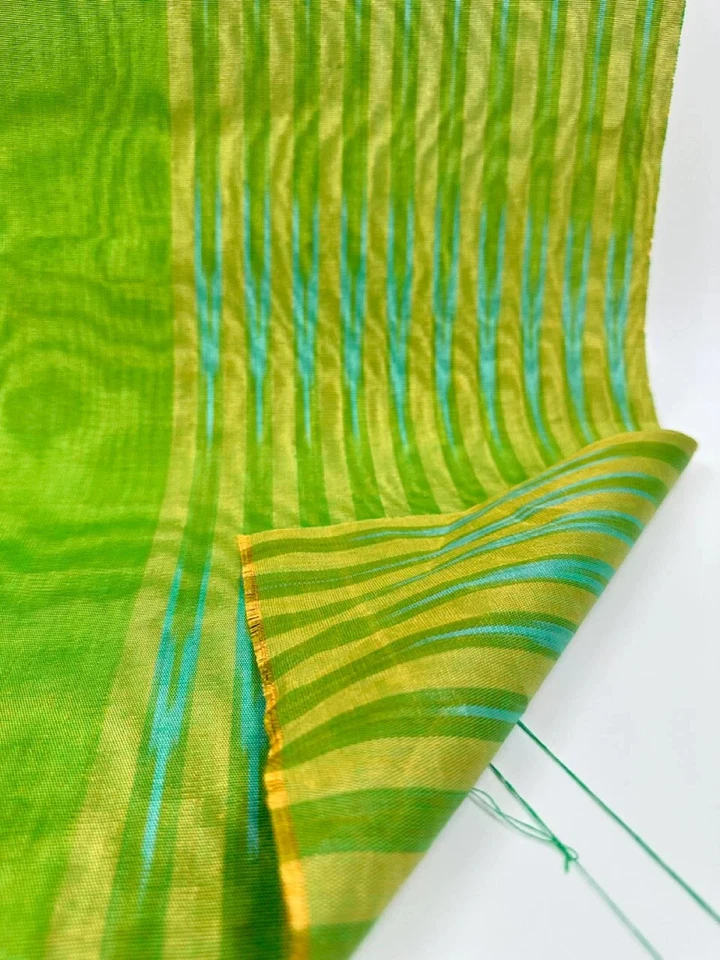 Green Silk Moire Fabric With Ikat Pattern, ''Kutnu'' Silk Fabric By 2 Meters. - Image 3 of 4