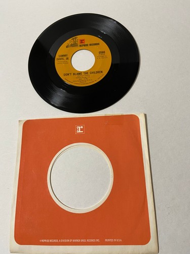 45 RPM singles from the 1960's - 1967 thru 1969 Part 1 - Picture 49 of 126