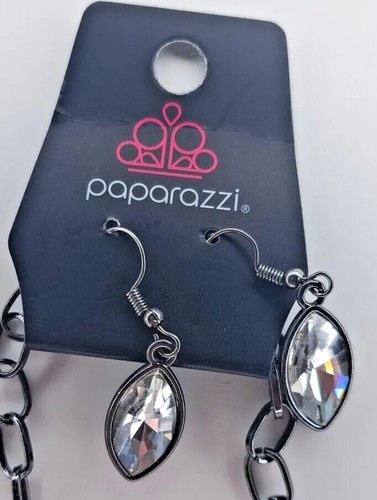 NUEVO Juego de Pendientes y Collares de Judería Paparazzi "Club Sparkle"" El Collar Negro - Imagen 2 de 2