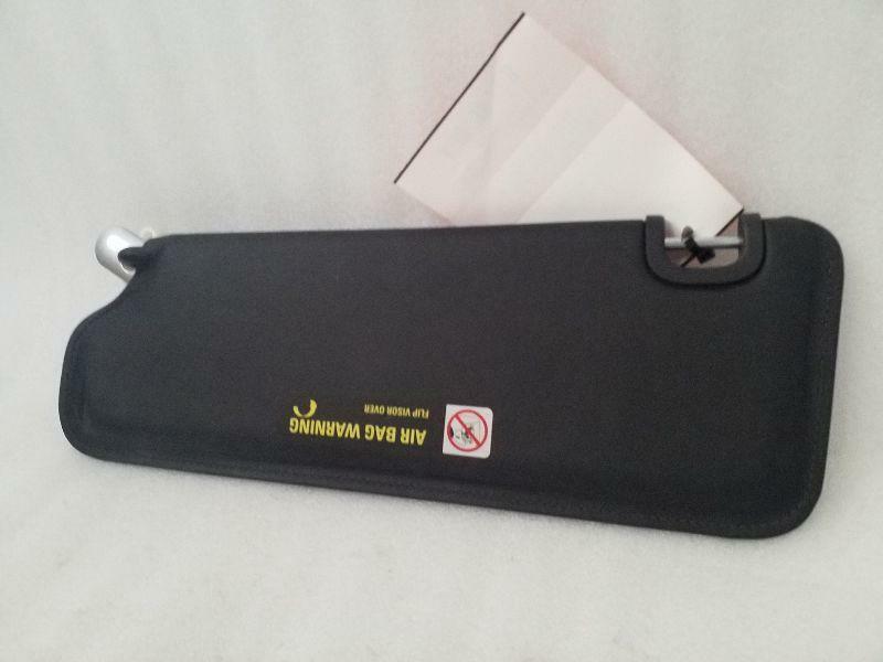 12 BENTLEY Right Sun Visor