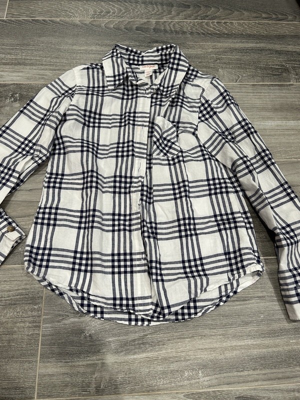 Girls plaid long sleeve button down shirt by Cat & Jack size 10/12 black & white