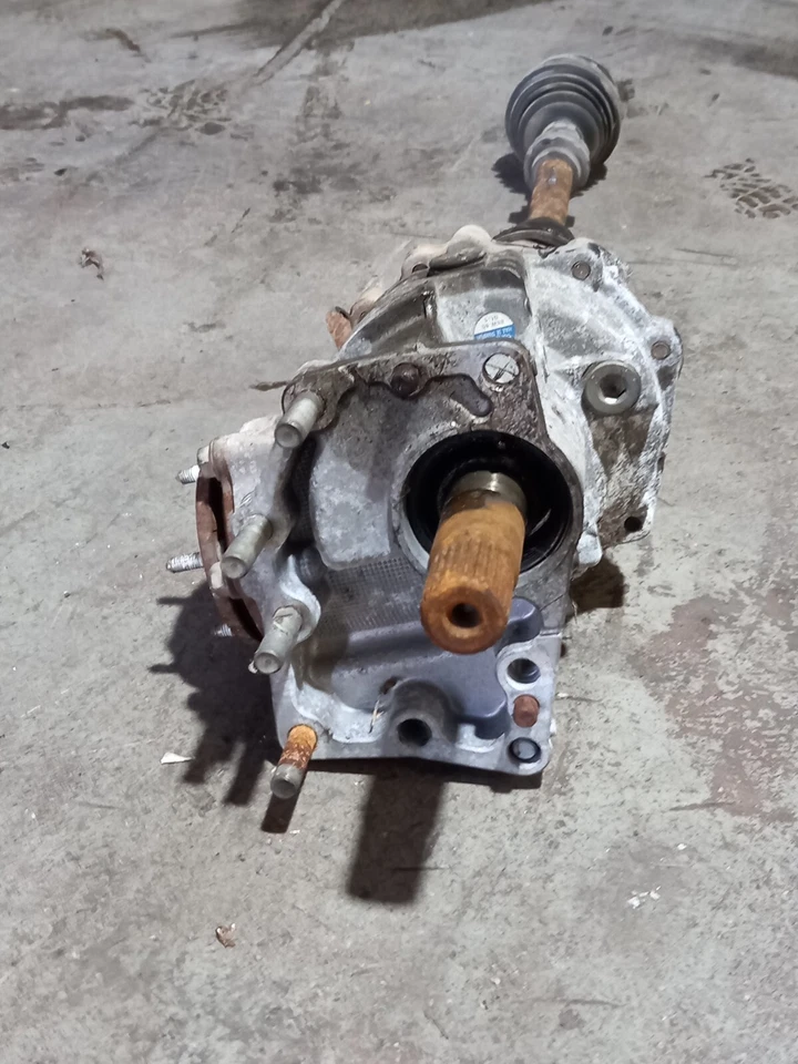 DIFFERENZIALE ANTERIORE SEMIASSE TOYOTA RAV-4 (2008) 2.2 D4D 16V MAN 6M 177CV - Immagine 2 di 4