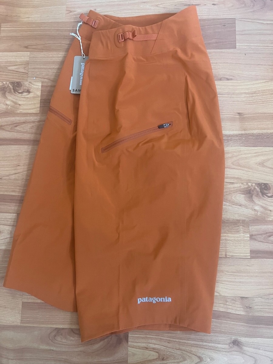 New Women's Patagonia Dirt Roamer Bike Shorts in Redtail Rust size