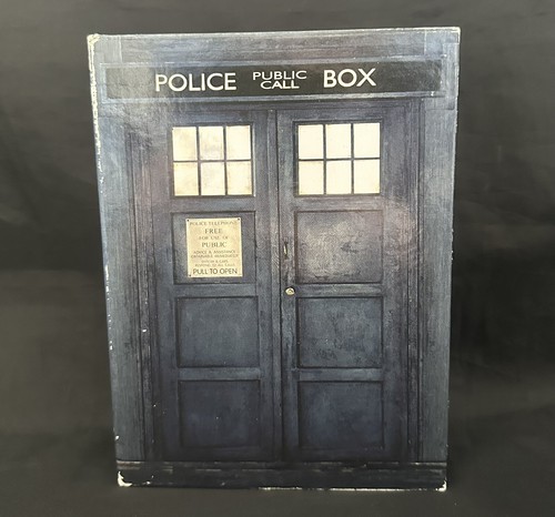 Doctor Who The Complete 1st Series 5 Disc Dvd Box Set Tardis Collectors Edition - Picture 4 of 8