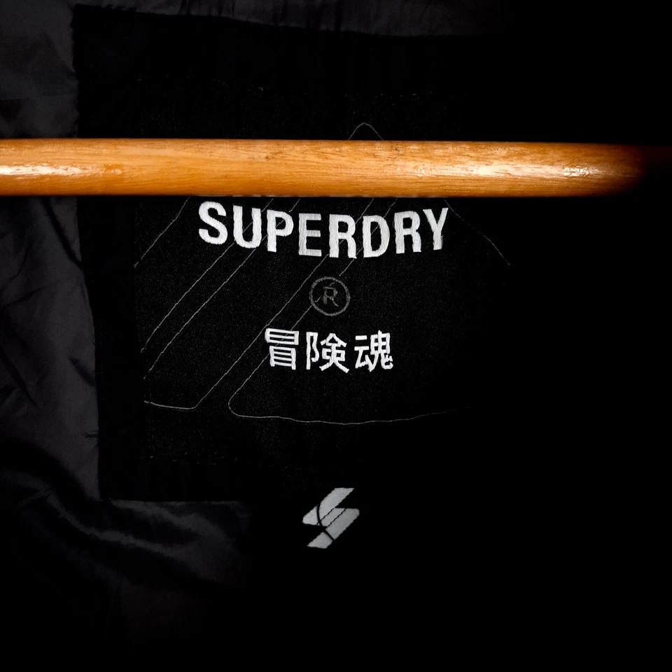 Chaqueta acolchada SUPERDRY para hombre talla M con capucha negro relleno de ... - Imagen 4 de 4