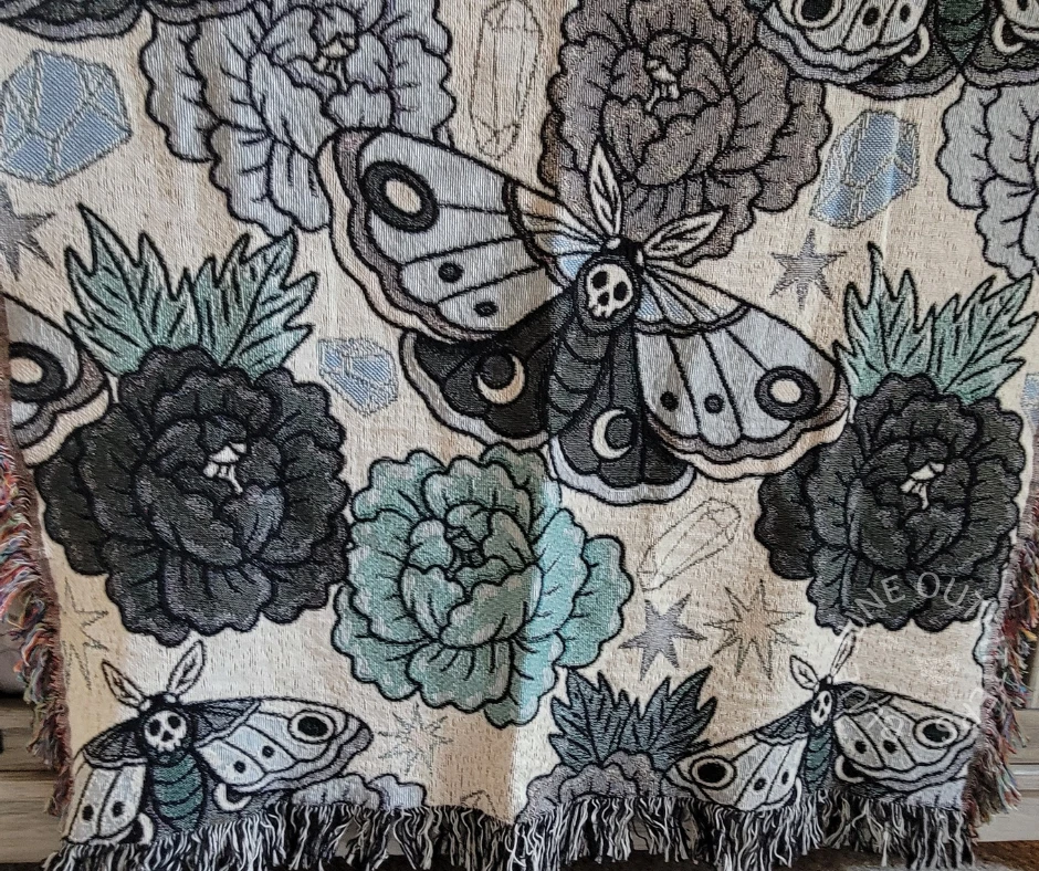 DEATH MOTHS AND CRYSTALS | WITCHY WOVEN BLANKET - Image 2 of 4