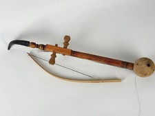 Instrument de musique africain traditionnel- violon monocorde type Goje