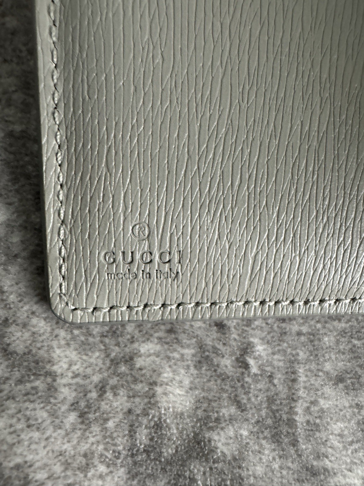Gucci Interlocking Gray Leather Large Bifold Snap… - image 13