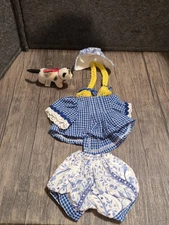 Muffy VanderBear - Hoppy VanderHare Dutch Treat Outfit NABCO #4415 - W/ Purrlie