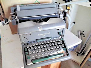Imperial 66 Typewriter | eBay UK