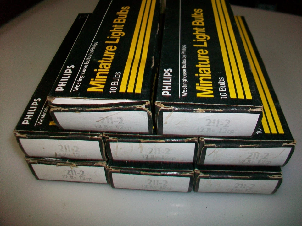 8 NOS VINTAGE BOXES 0F 10 EA. PHILIPS/WESTINGHOUSE 211-2 BULBS 12.8 V - Image 4 of 4