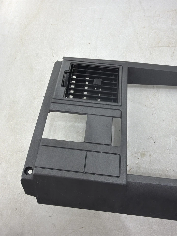 1988-1994 Chevrolet GMC 1500 2500 3500 C/K Truck Gauge Cluster Dash Bezel *READ* - Image 3 of 4