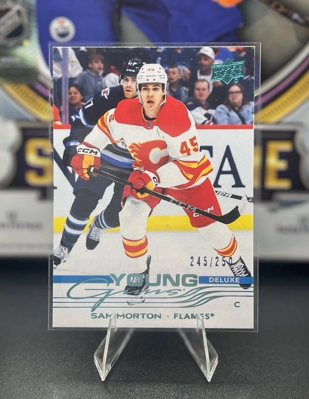 2025-26 Upper Deck Series 1 SAM MORTON #215 Young Guns DELUXE /250 Flames