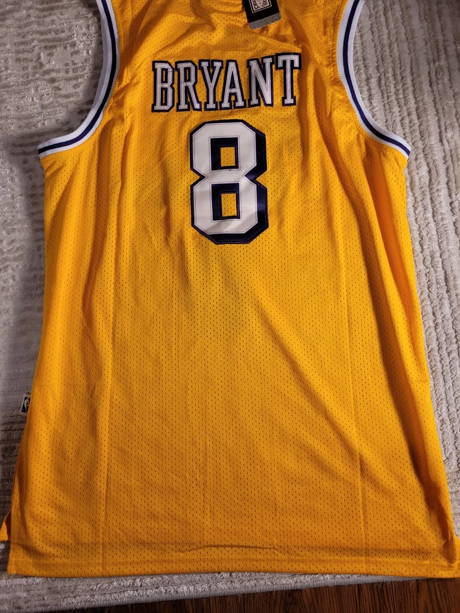 Preços baixos em Tamanho 3XL Kobe Bryant Roupas e Souvenirs para