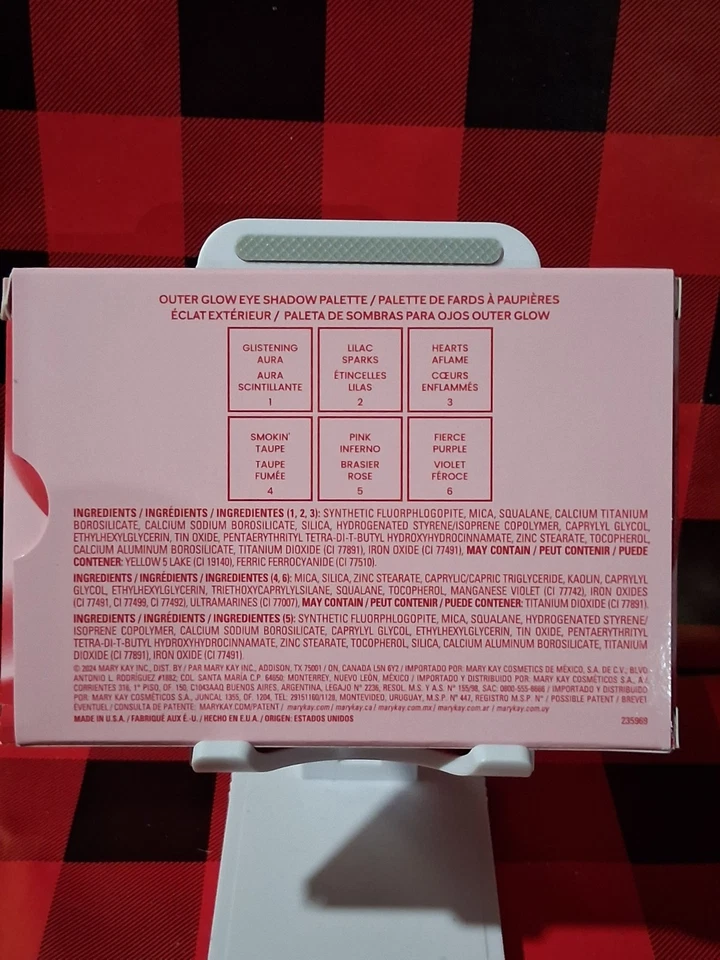 MARY KAY OUTER GLOW EYE SHADOW PALETTE ( LIMITED EDITION ) NEW IN BOX LAST ONE!! - Image 2 of 4