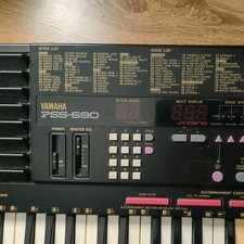 Yamaha PortaSound PSS-590 Electric Keyboard