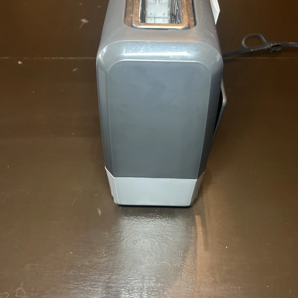 Toaster West Bend 77224 QuickServe 2 片长槽冷触感 - 已测试/有效 — 第 4/4 张图片