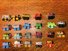 Thomas The Tank Engine Train Friends Minis Micro Mini Trains Lot Of 22 Mattel