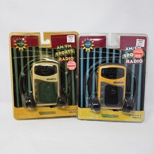 Lot Of 2 Street Beats Sports Radio PR-35 AM/FM With Headphones Yellow And White
