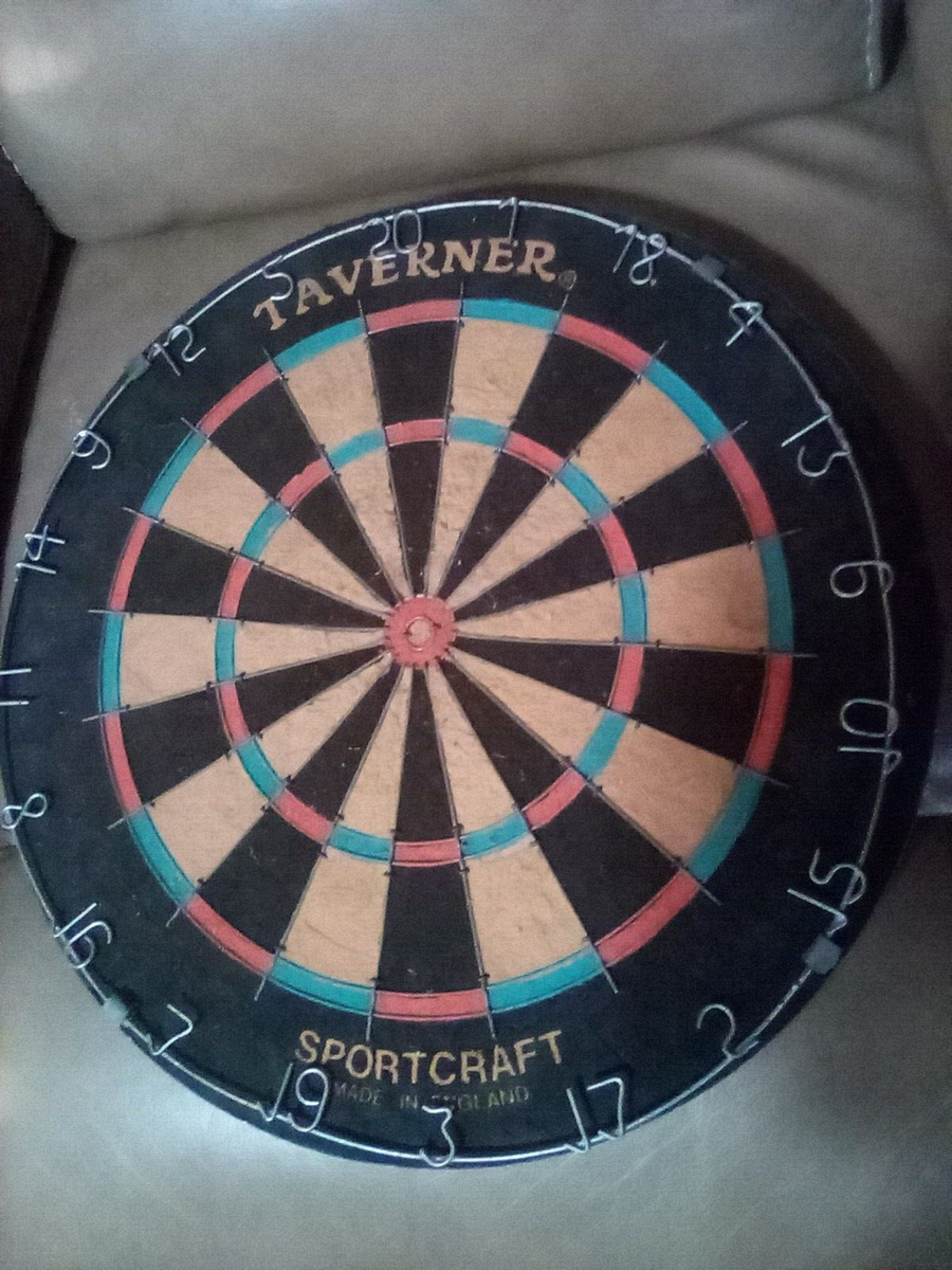 ダーツ GUINNESS 18\" Bristle Dartboard ダーツ GUINNESS 18